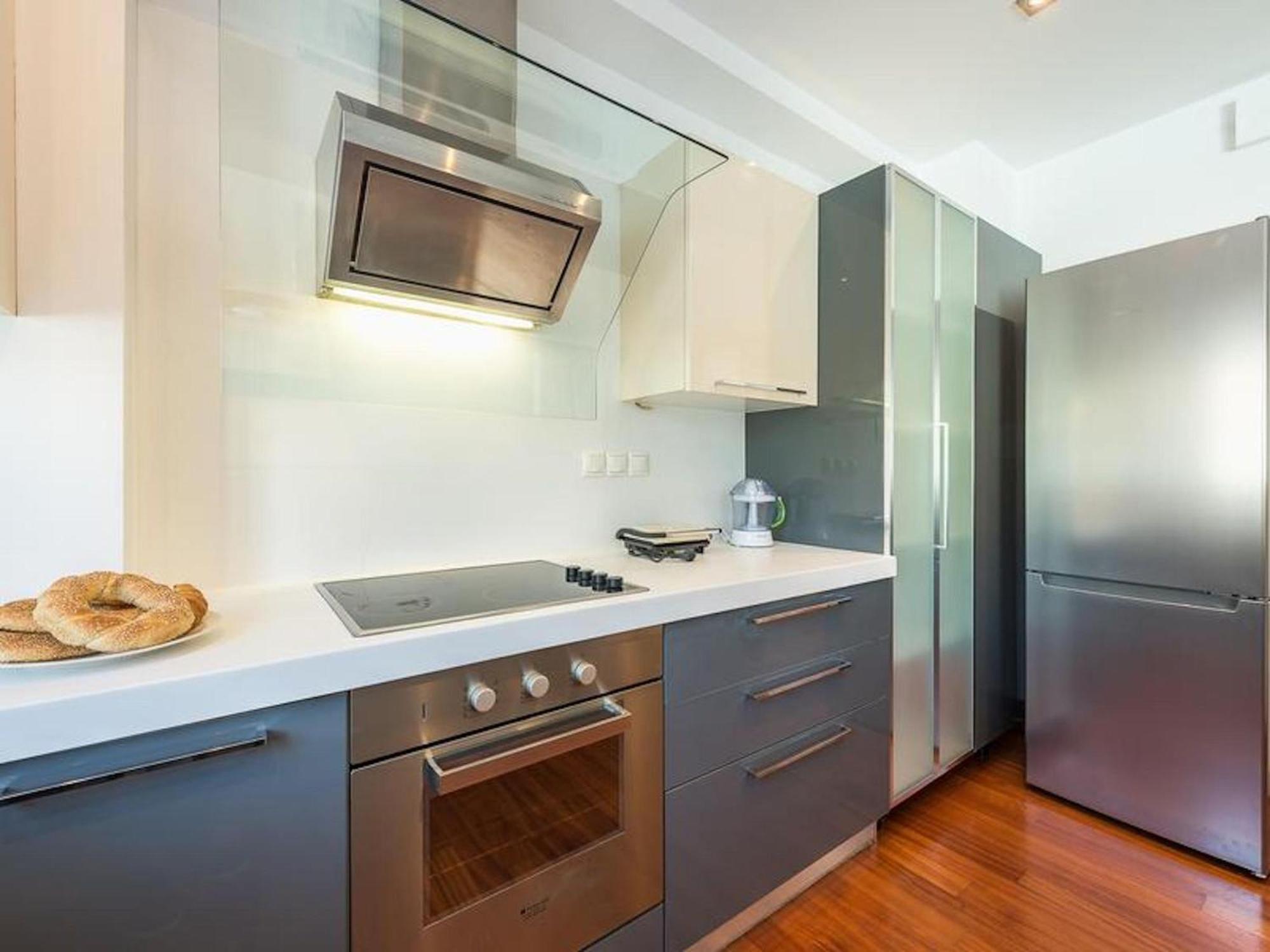 Adelos Group Stay In Elliniko Атина Екстериор снимка