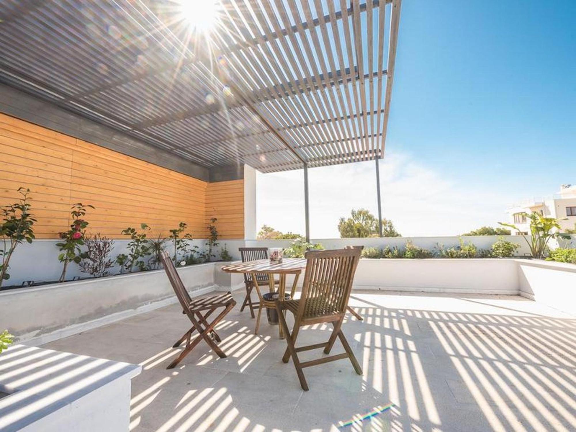 Adelos Group Stay In Elliniko Атина Екстериор снимка